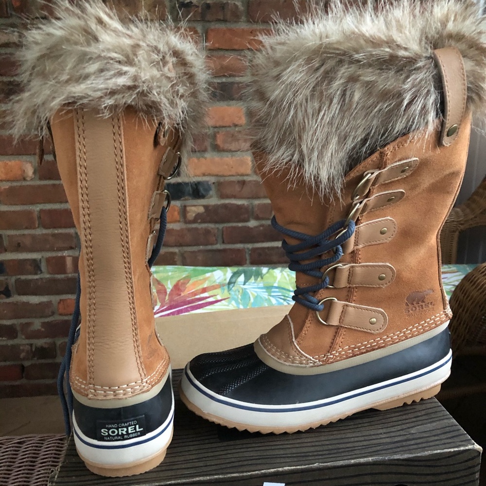 Sorel - Joan of Arctic Winter Boots size 6.5